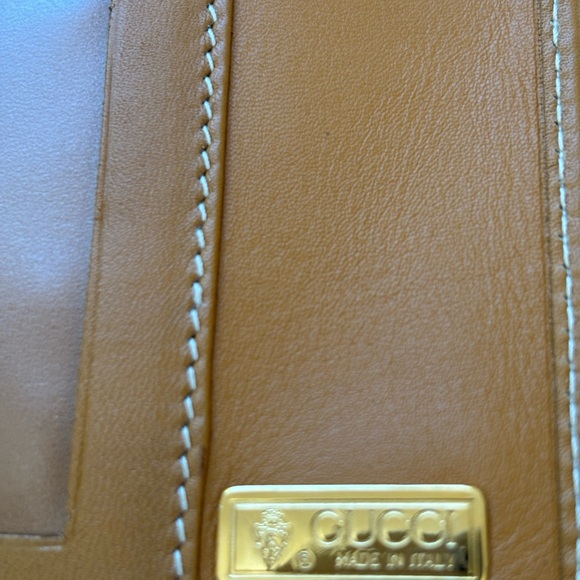 Gucci Tan and Brown Monogram Wallet - Picture 12 of 13